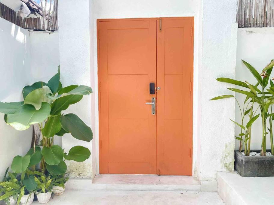 Renovated 2bd Oasis With Pool - Casaera In Main Hub *